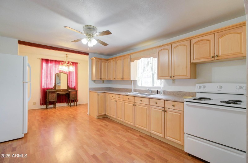 5846 Grover Canyon Rd-19