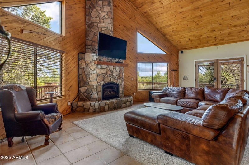 2781AirParkDr-Overgaard-AZ-3