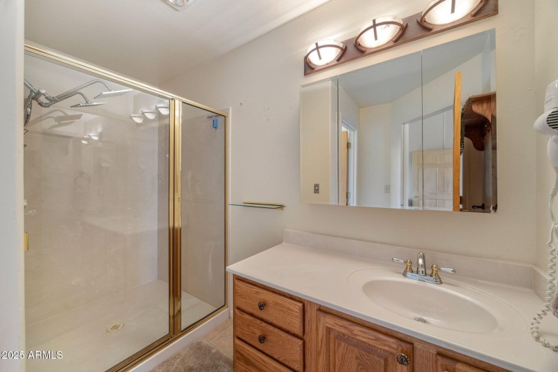 2781AirParkDr-Overgaard-AZ-17