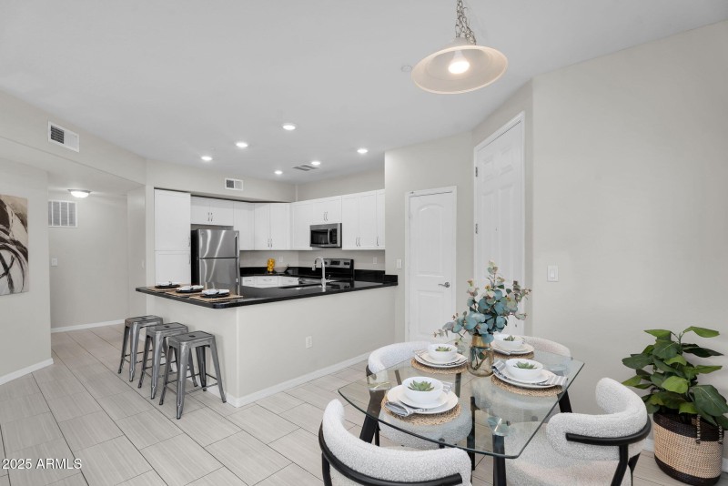 15-web-or-mls-Gilbert-9