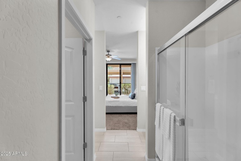 21-web-or-mls-Gilbert-26