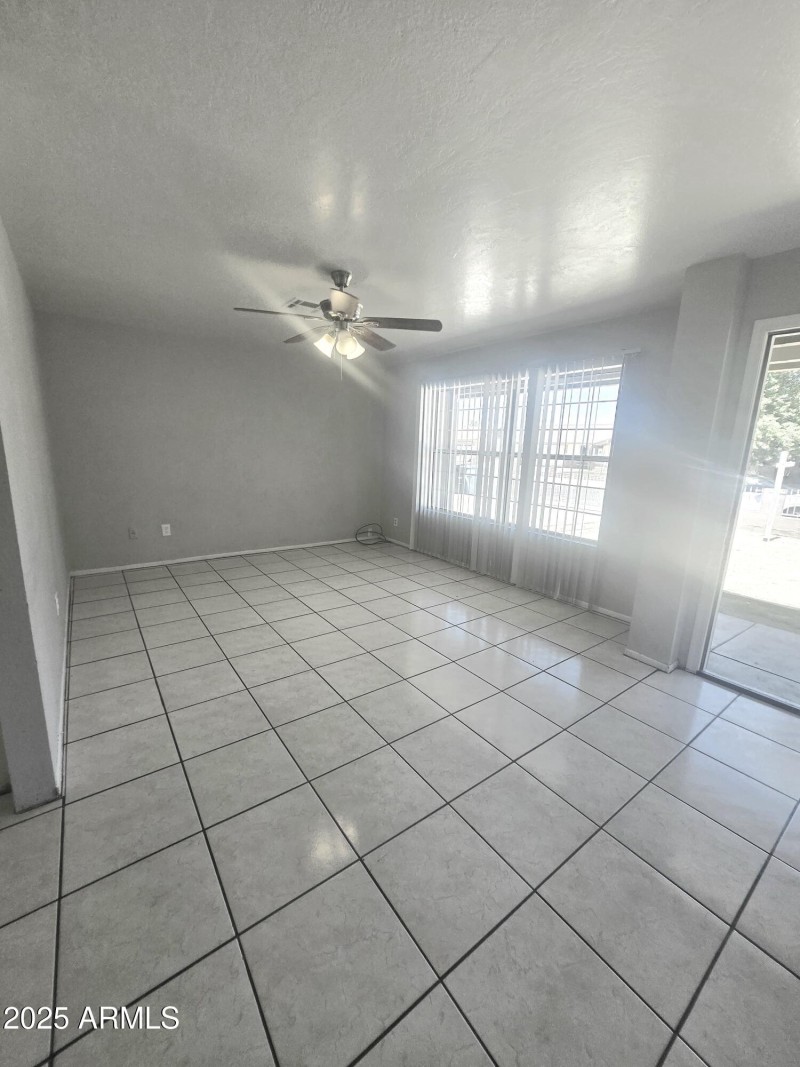 216f6ea8-6c74-4962-9e30-ca4a0dc57ff9