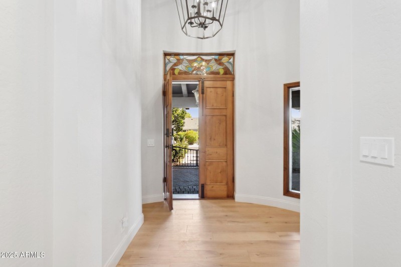 8-web-or-mls-230-w-morten-ave