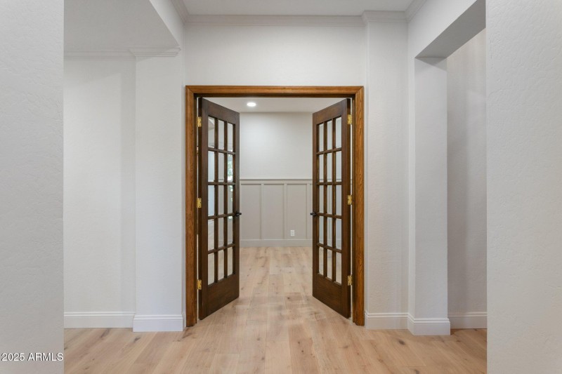 43-web-or-mls-230-w-morten-ave