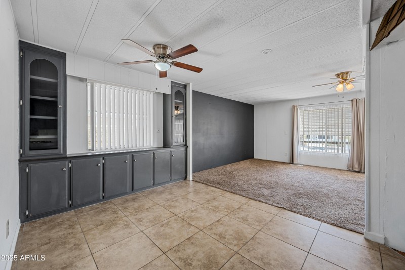 11-2650WUHD85-ocupix