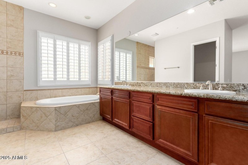 20250411175606765795000000-o