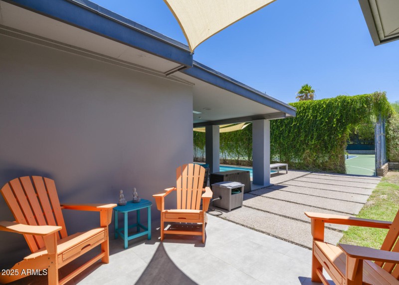 513 E Rose Lane, Phoenix, AZ 85012