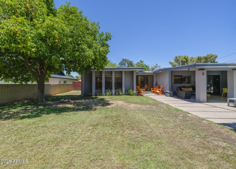 513 E Rose Lane, Phoenix, AZ 85012