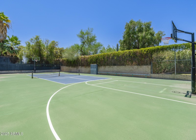 513 E Rose Lane, Phoenix, AZ 85012