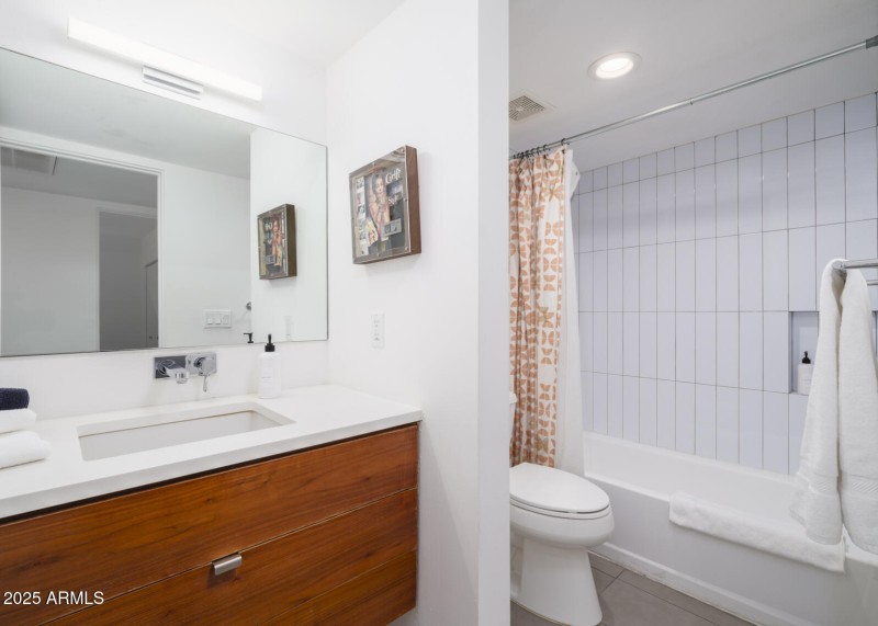 513 E Rose Lane, Phoenix, AZ 85012