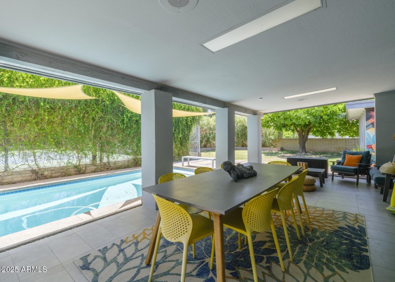 513 E Rose Lane, Phoenix, AZ 85012