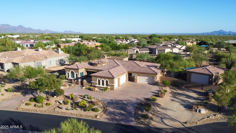 RV garage and parking