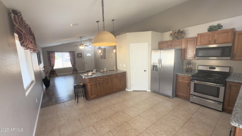 Upgraded kitchen cabinets