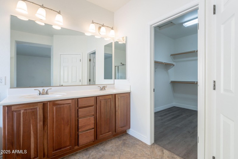 23-web-or-mls-Gleneagle-23