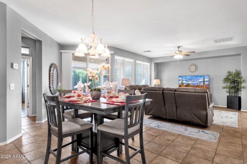 23-web-or-mls-4092-e-donato-dr