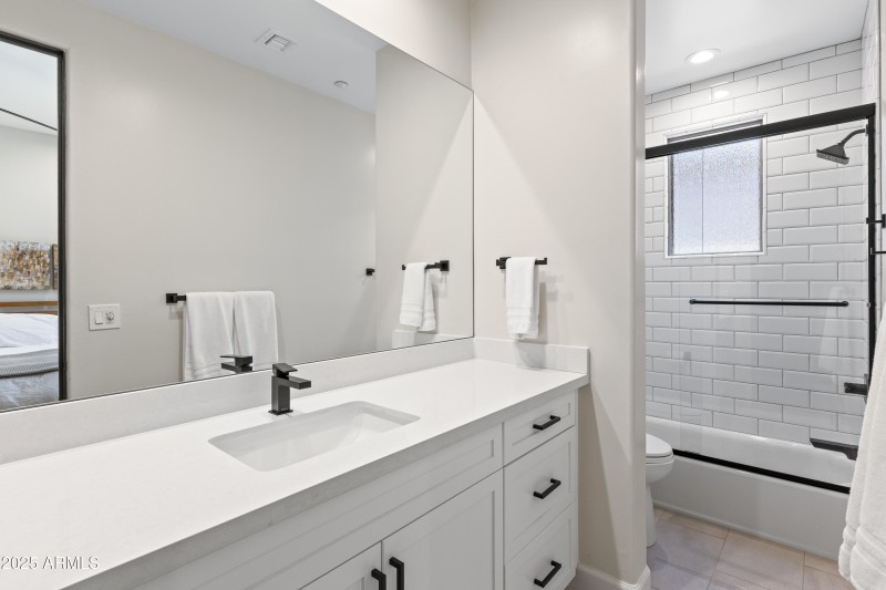 Ensuite Guest Bathroom