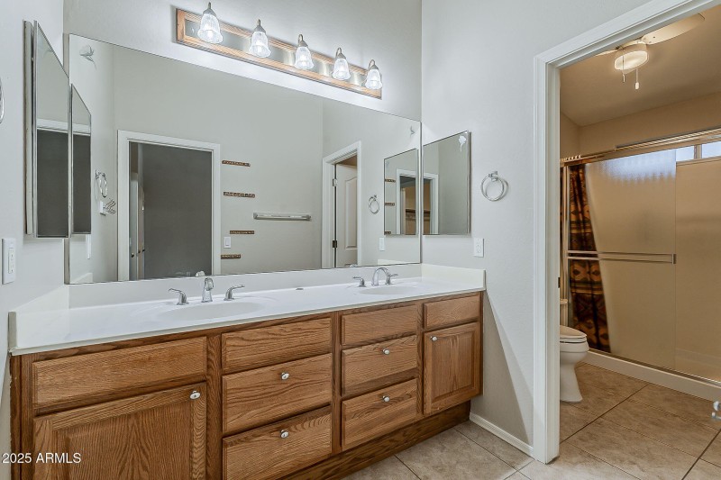 20-web-or-mls-Golden Ct-20