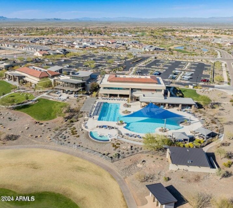 SC Festival Pool Elevated