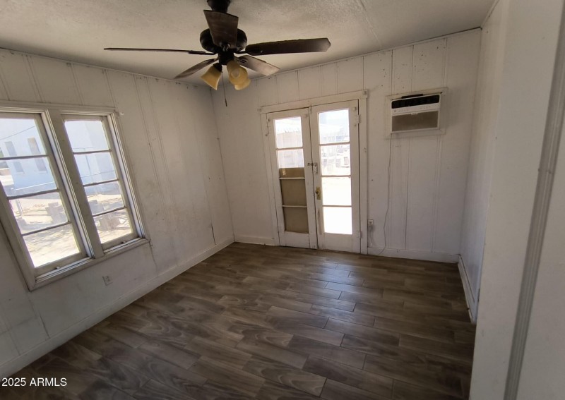 3b60a44a-7533-48f4-89d3-be15dd369536