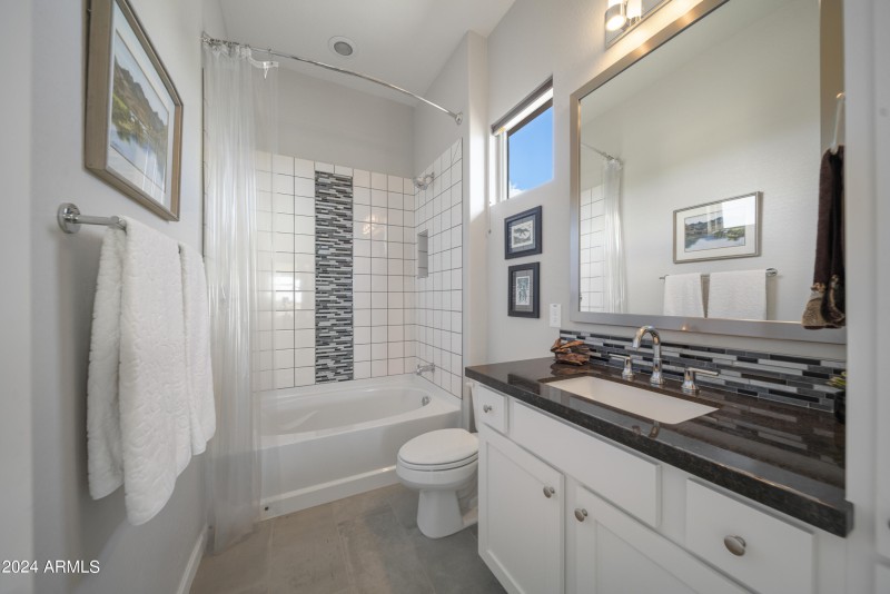 3686 Stampede Dr-00022