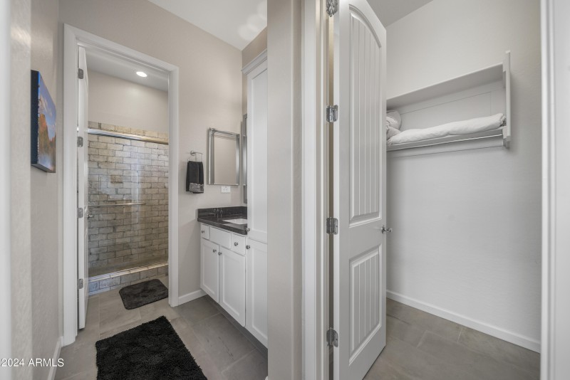 3686 Stampede Dr-00047