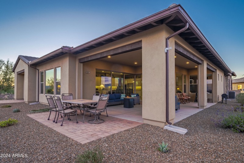 3686 Stampede Dr-00064