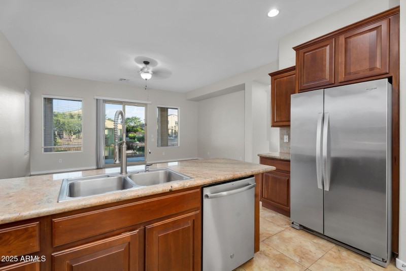 20-web-or-mls-Indian Wells-17