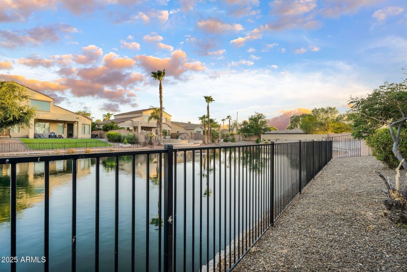 59-web-or-mls-Indian Wells-50