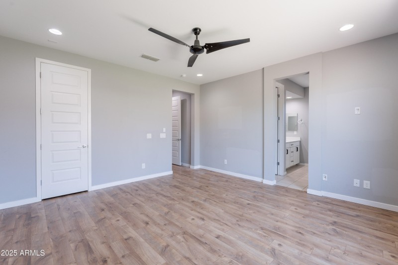 32-print-Whispering-32