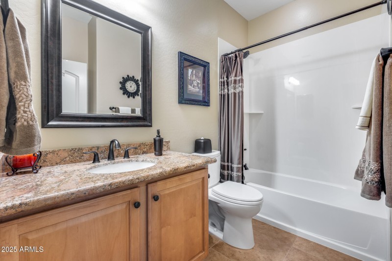 Full guest bathroom