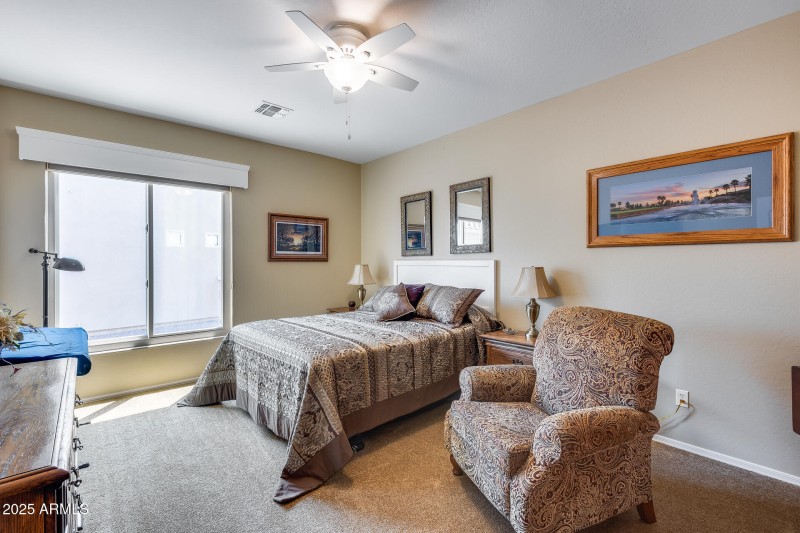 Large den or 3rd bedroom