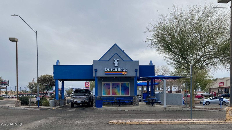 Dutch_Bros_2961_E_Bell_Rd_Phoenix_AZ_850