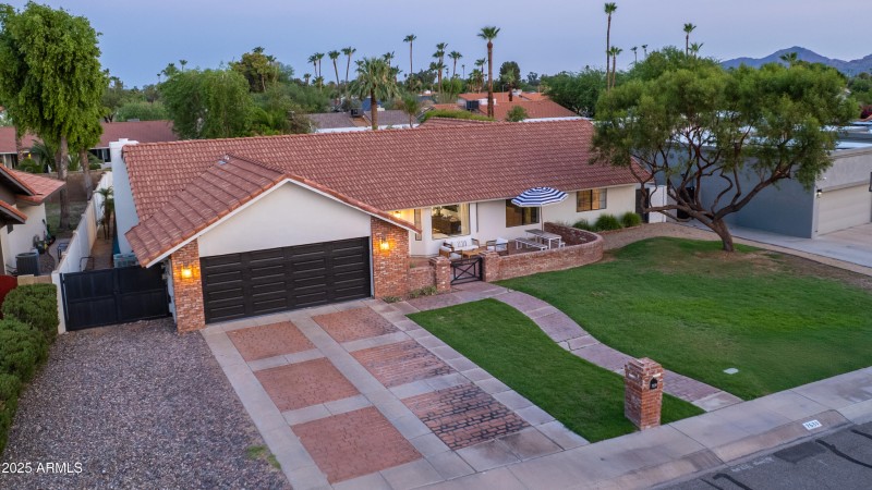 7539 E Corrine Rd-65