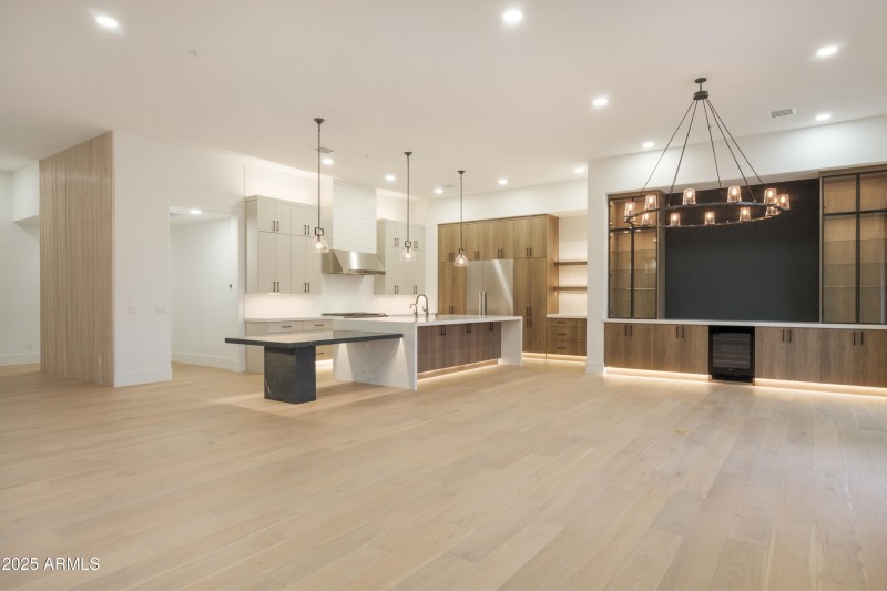 Kitchen & Great Room