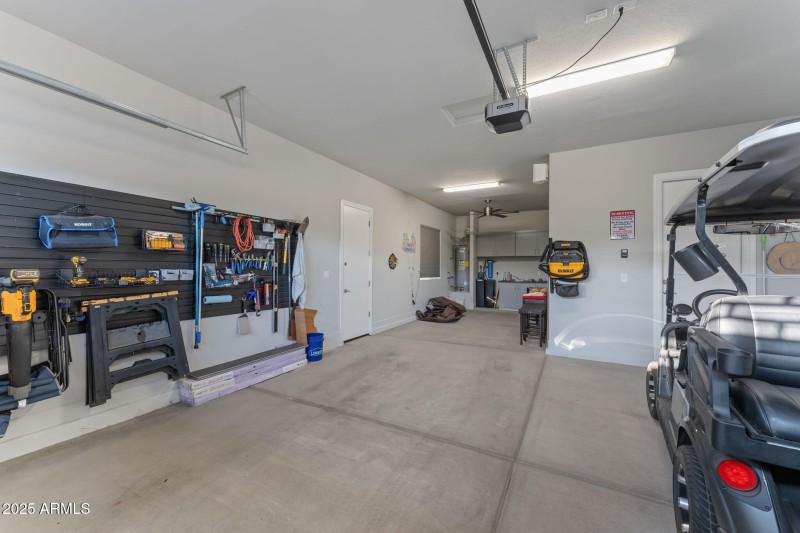 Garage with room for work area
