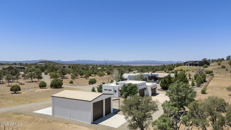 13871 Grey Bears Trail- Garages 2