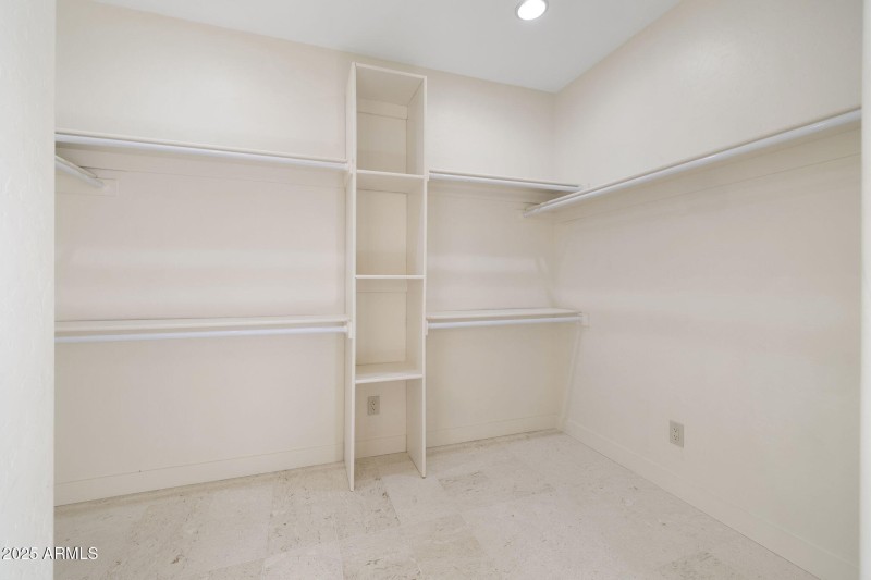 13871 N Grey Bears Trl- Primary Closet 2