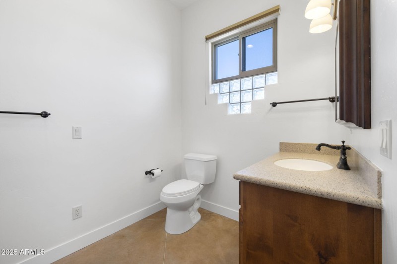 13871 N Grey Bears Trl- ADU Bathroom