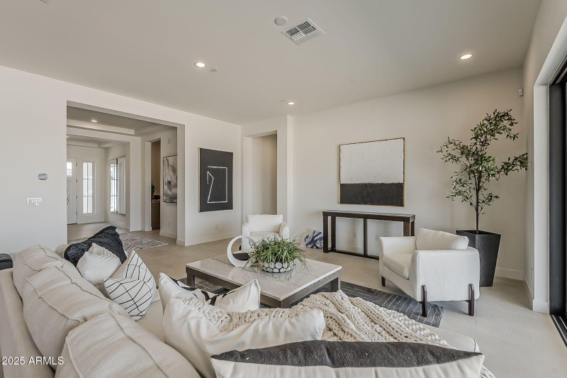 Lot 34 GR to kitchen and foyer ST.