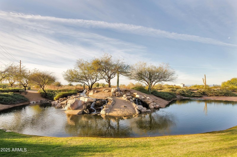 RMR Front lake and golf course