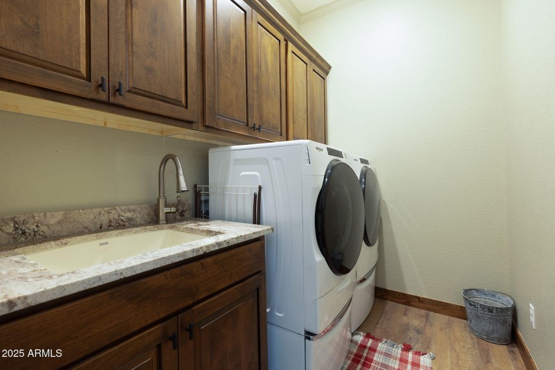 31-web-or-mls-photo(31) 828 N Gun Creek