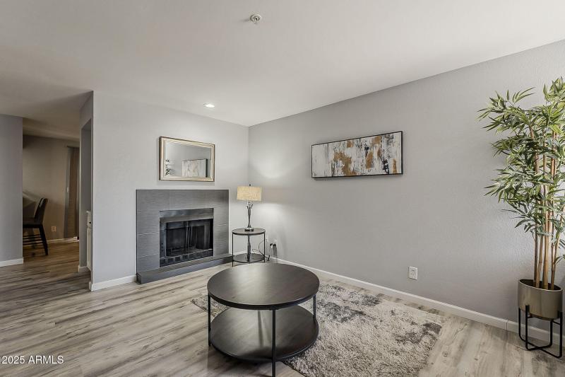 Yes, that's a fireplace