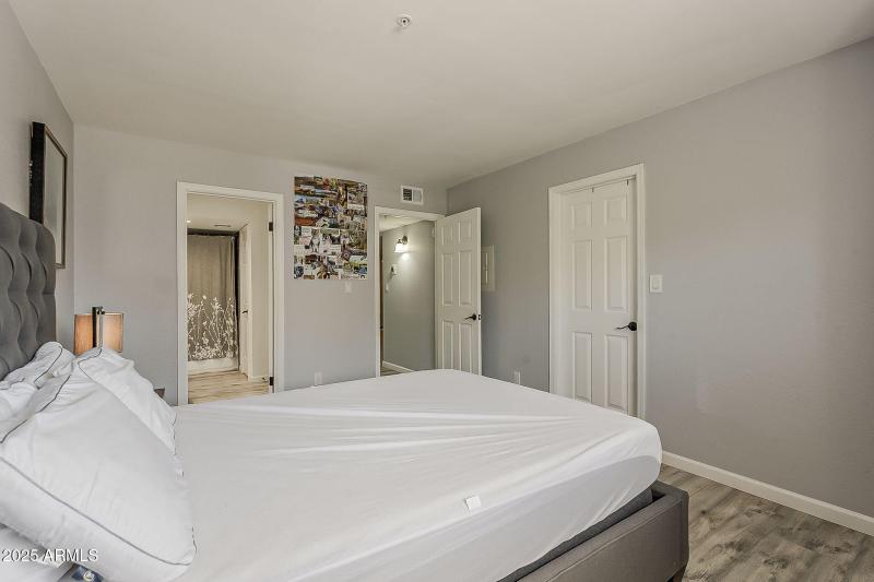 And he'sa another viw