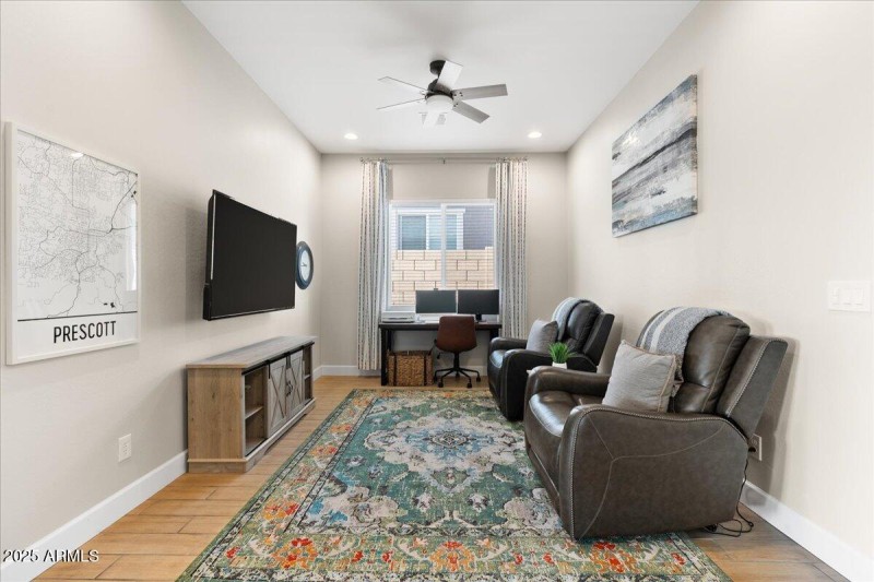 17-Family Rm_Office_Library