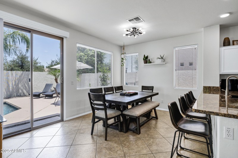 3676 E Janelle Way-14