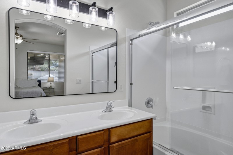 3676 E Janelle Way-27