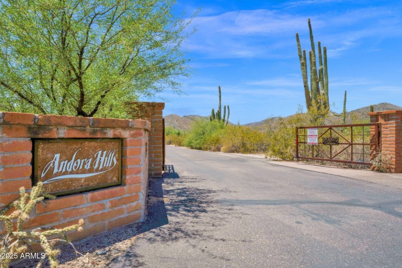 Historic Cave Creek Neighborhood