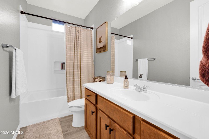 23-web-or-mls-368A6974