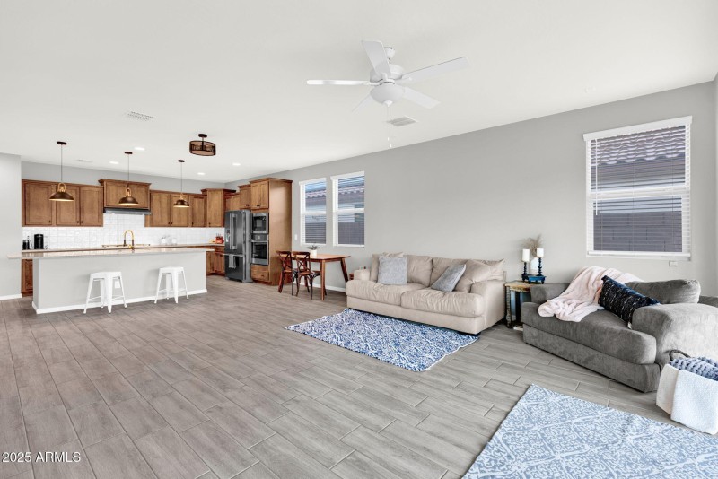 11-web-or-mls-368A6918