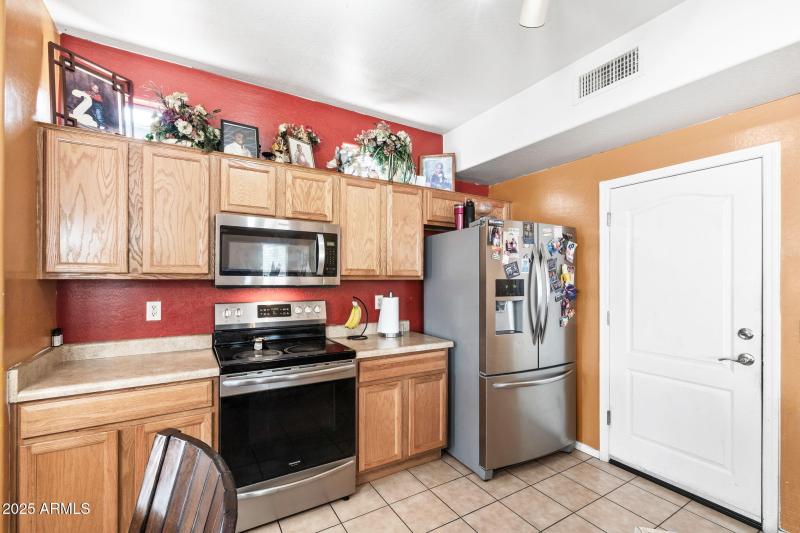 008___9904 E Elena Ave